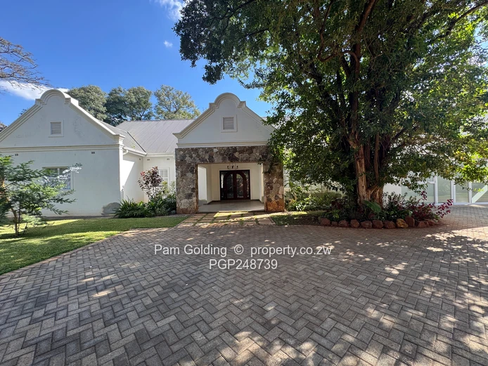 Fully Furnished Upmarket Townhouse - Vainona 