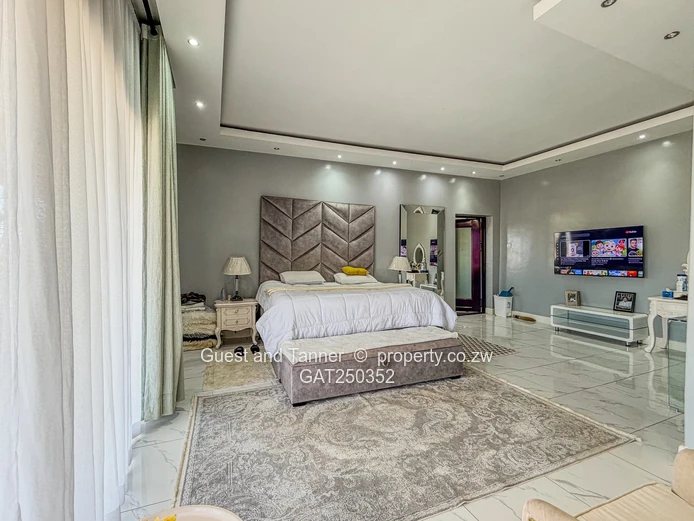6-Bed House For Sale In Mount Pleasant Heights 