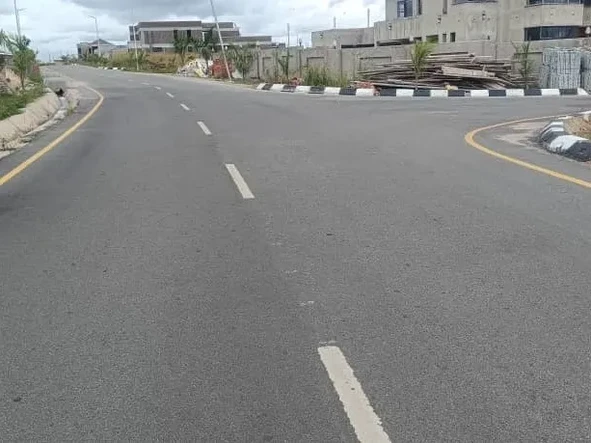 Stands & Residential Land