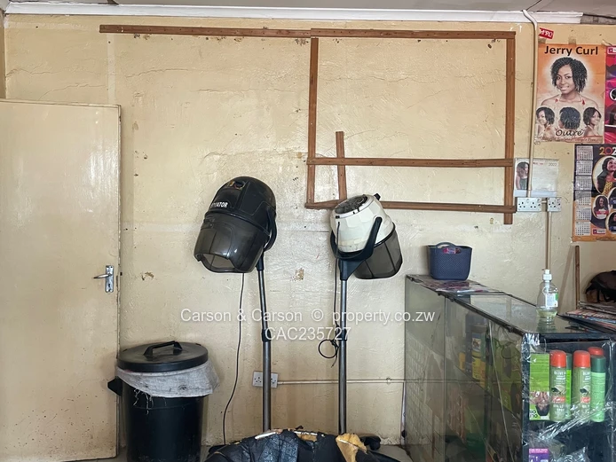 INVESTORS DELiGHT :  Surgery , clinic and  Dentistry on Sale 