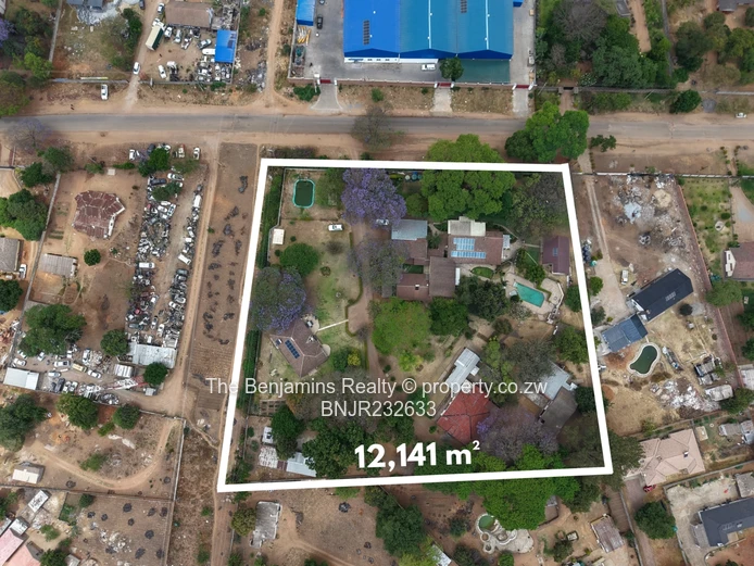 A Character-Filled 3-Acre Multi-Residence Property 