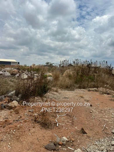 Prime commercial area. (Sole Mandate)