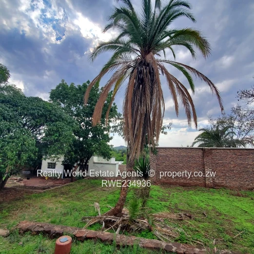 Property to Let – Avondale, Ridge Road, With Main-Road Frontage