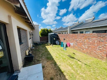 2 Bedroom Garden Flat