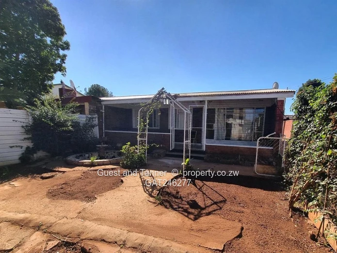 3-Bed House to Rent in Paddonhurst