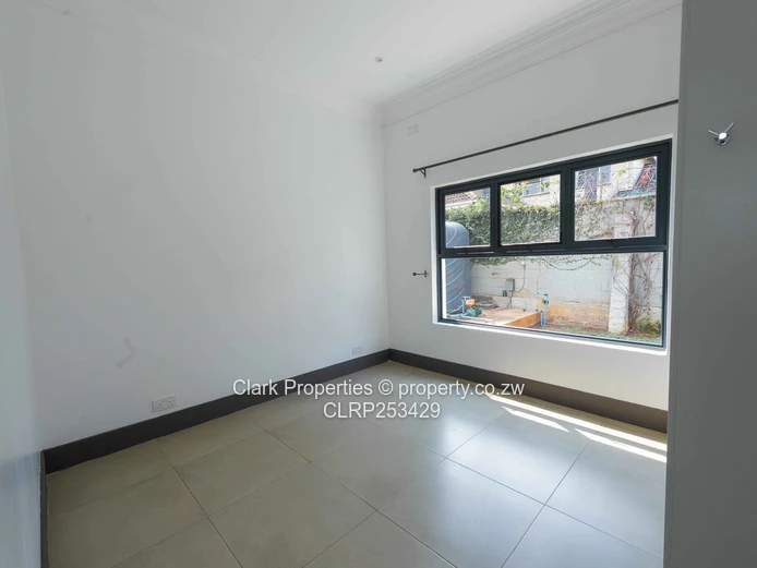Modern Comfort in a Beautiful Complex! (Sole Mandate)