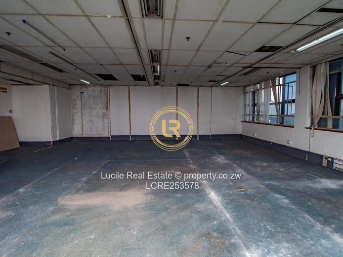 Commercial Space To Let – Karigamombe Building