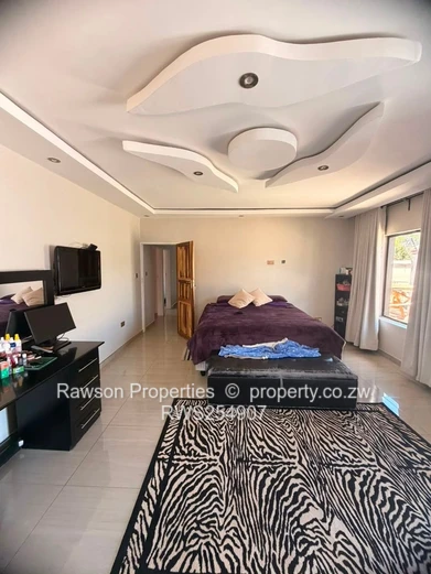 Neat 4 Bedroom Borrowdale Villas For Sale (Sole Mandate)