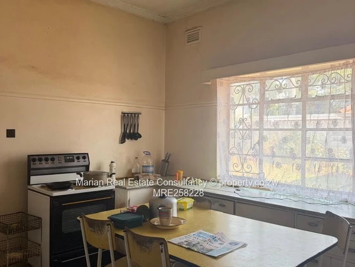 Kumalo 5-Bedroom House For Rent (Commercial Use)