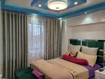 3 Bedroom Flat & Apartment