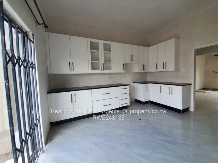 To Rent: Modern Cluster Home in Chipukutu, Ruwa
