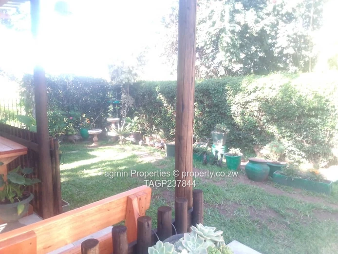To rent is a Charming 2-Bed Mabelreign Flat with Garden & Garage (Sole Mandate)