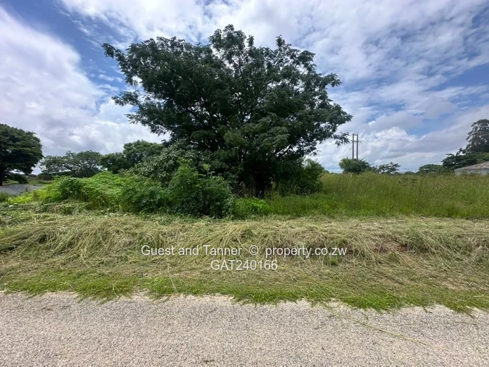 Ruwa Golf Course Residential Stand for Sale. Prime 2700sqm Land with Road Access (Sole Mandate)