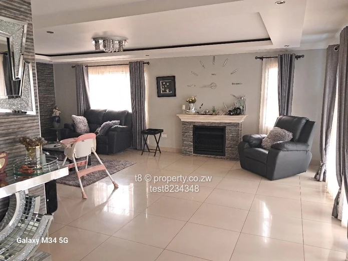 Spacious 4-Bed Home in Marimba Park — Garage & Fitted Kitchen