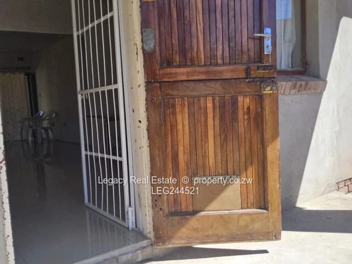 Neat & Secure 2-Bedroom Cottage To Let In Hatfield