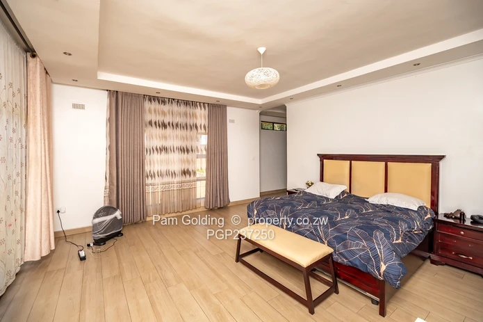 Executive House for Sale (Sole Mandate)