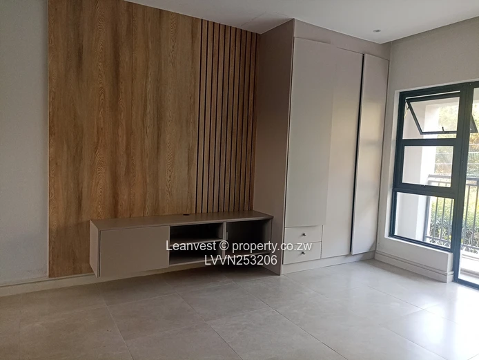Modern Studio Apartment - Highlands