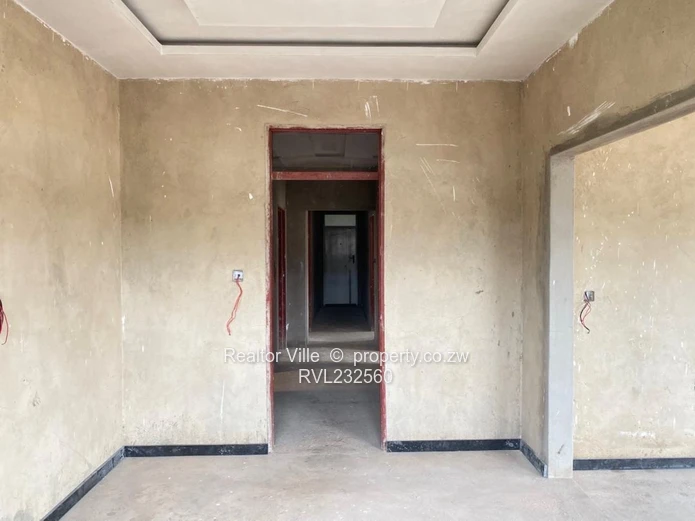 Modern 4-Bed Home in Waterfalls — Walled, Garage, Garden