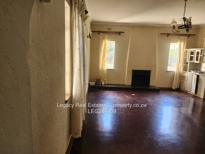 Elegant 4-Bedroom House To Let In Bluffhill