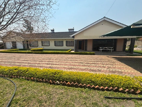 5 Bedroom House
