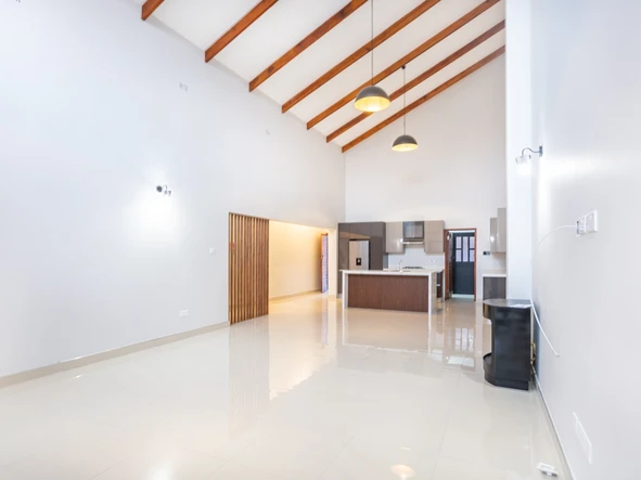 4 Bedroom Garden Flat