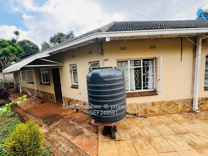 Prime Rolf Valley: Massive 7-Bedroom Property with High-Yield Potential
