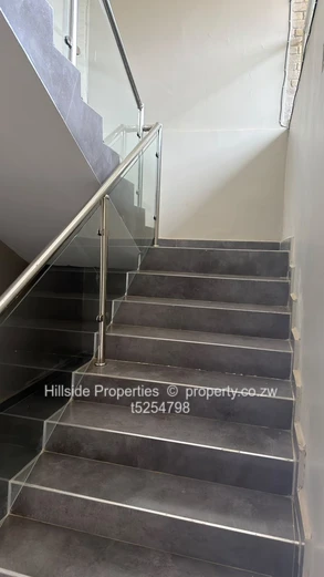 3bedroom apartment Groom bridge  (Sole Mandate)