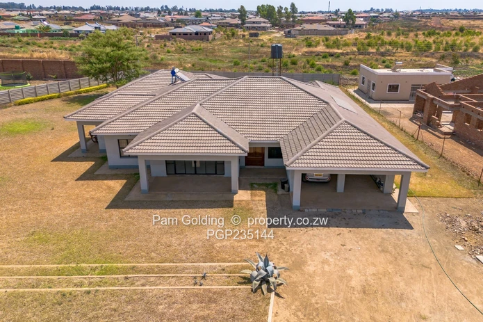 Modern Five-Bedroom Family Residence With Exceptional Space And Potential - Haydon, Mount Hampden (Sole Mandate)