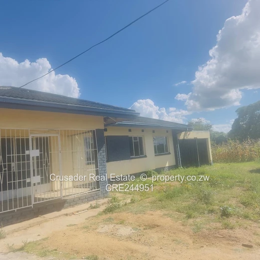 A 3 bedroomed house  located in Marimba to rent 