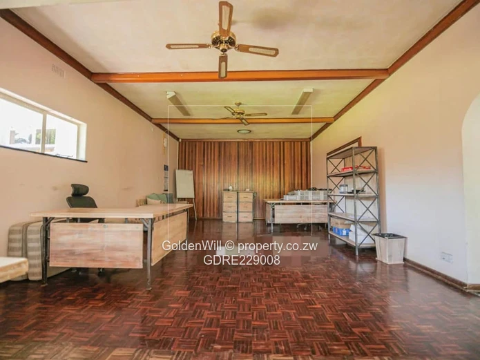 Gunhill offices with onsite shop and huge storeroom 