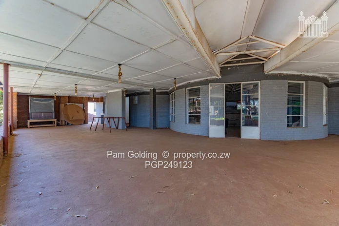 Prime Commercial Opportunity with Kirkman Road Frontage