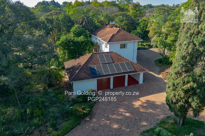 Elegant Family Residence on Orange Grove Drive, Highlands