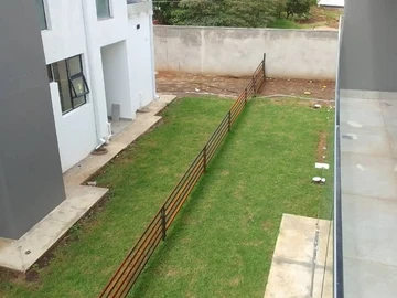 4 Bedroom Flat & Apartment