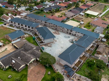 2 Bedroom Flat & Apartment