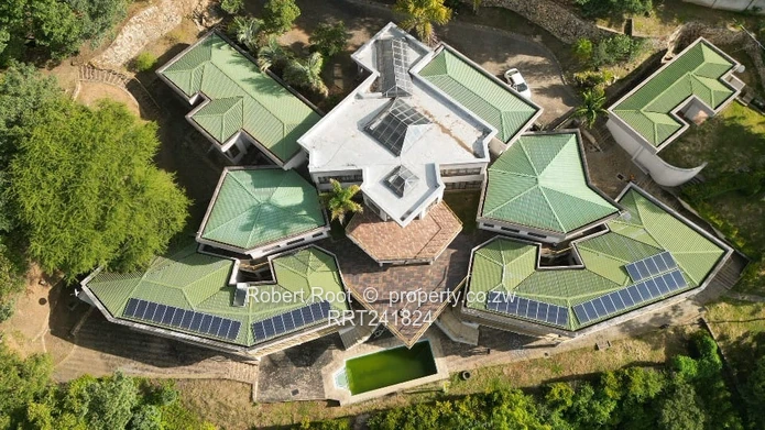 Folyjon Magnificient 5-Bed Furnished Villa with Pool & Borehole