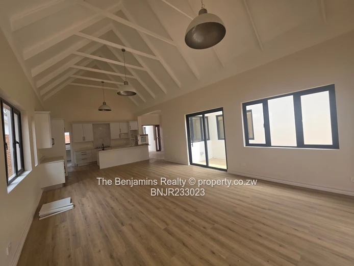 Beautful Townhouse In Borowdale/Pomona