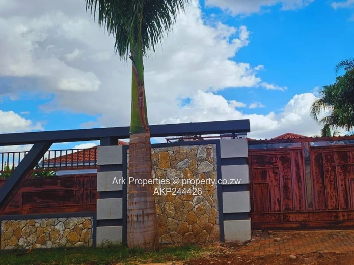 House for Sale – Belvedere West