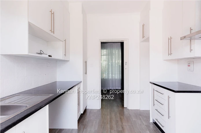 Lovely Secure 3 Bedroom Garden Avondale (Sole Mandate)