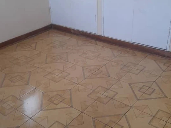 2 Bedroom Flat & Apartment