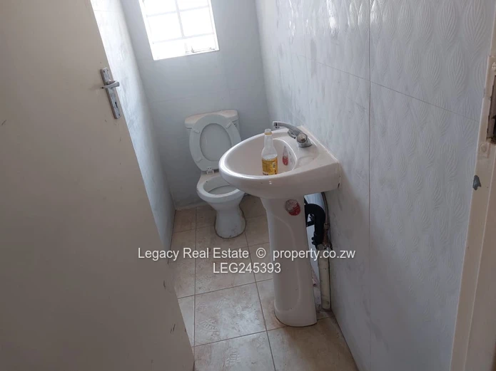 Greendale Property To Let – Spacious Home With Double Garage