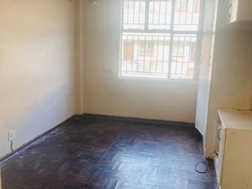 Flat & Apartment