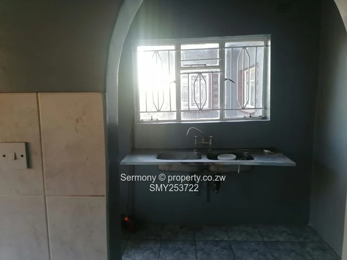 Massive Residential Property In Chipukutu Up For Grabs, 
