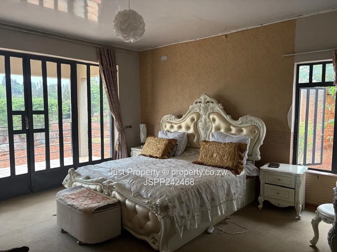 Brookview 6-Bed House with Verandas, Garden & Borehole