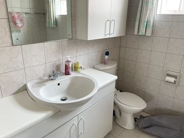 2 Bedroom Garden Flat