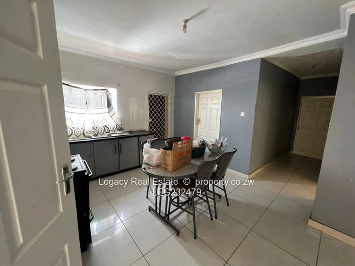 Southlea Park – 3 Bedroom Front Wing To Rent