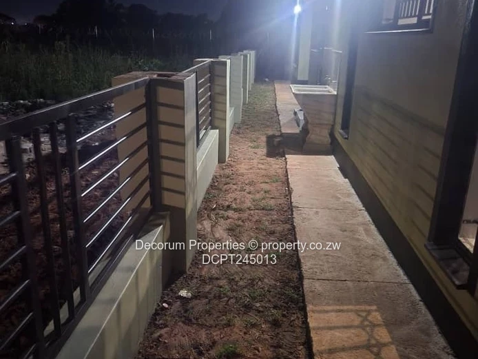 Stylish 4-Bed Tynwald Home — Borehole & Modern Finishes