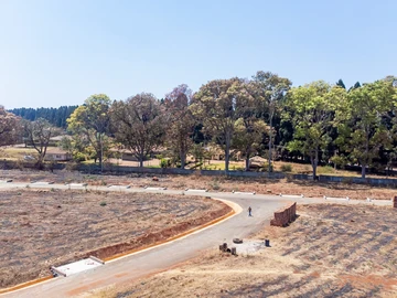 Stands & Residential Land