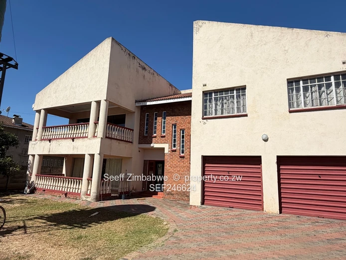 Commercial Space To Let!