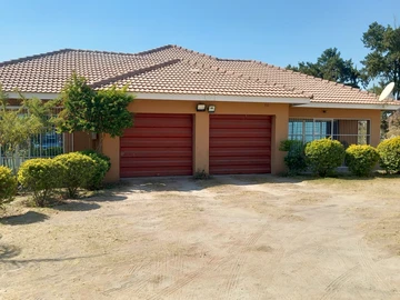 4 Unit Townhouse Complex