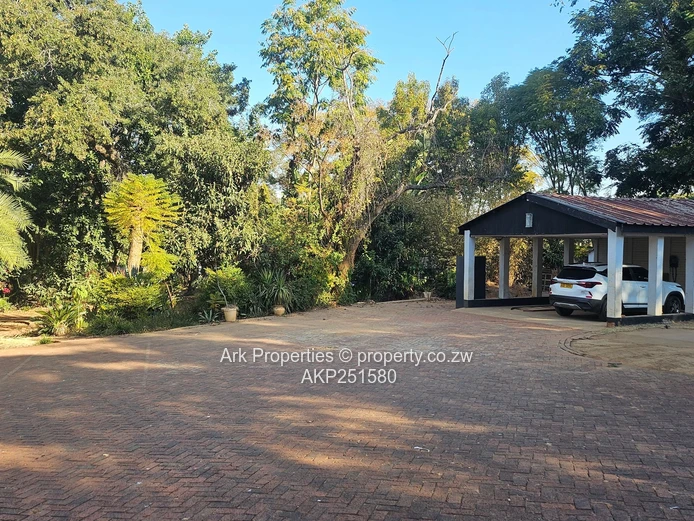 Property to rent in Newlands